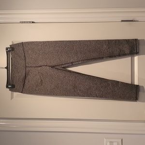 VS Knockout Tight Leggings